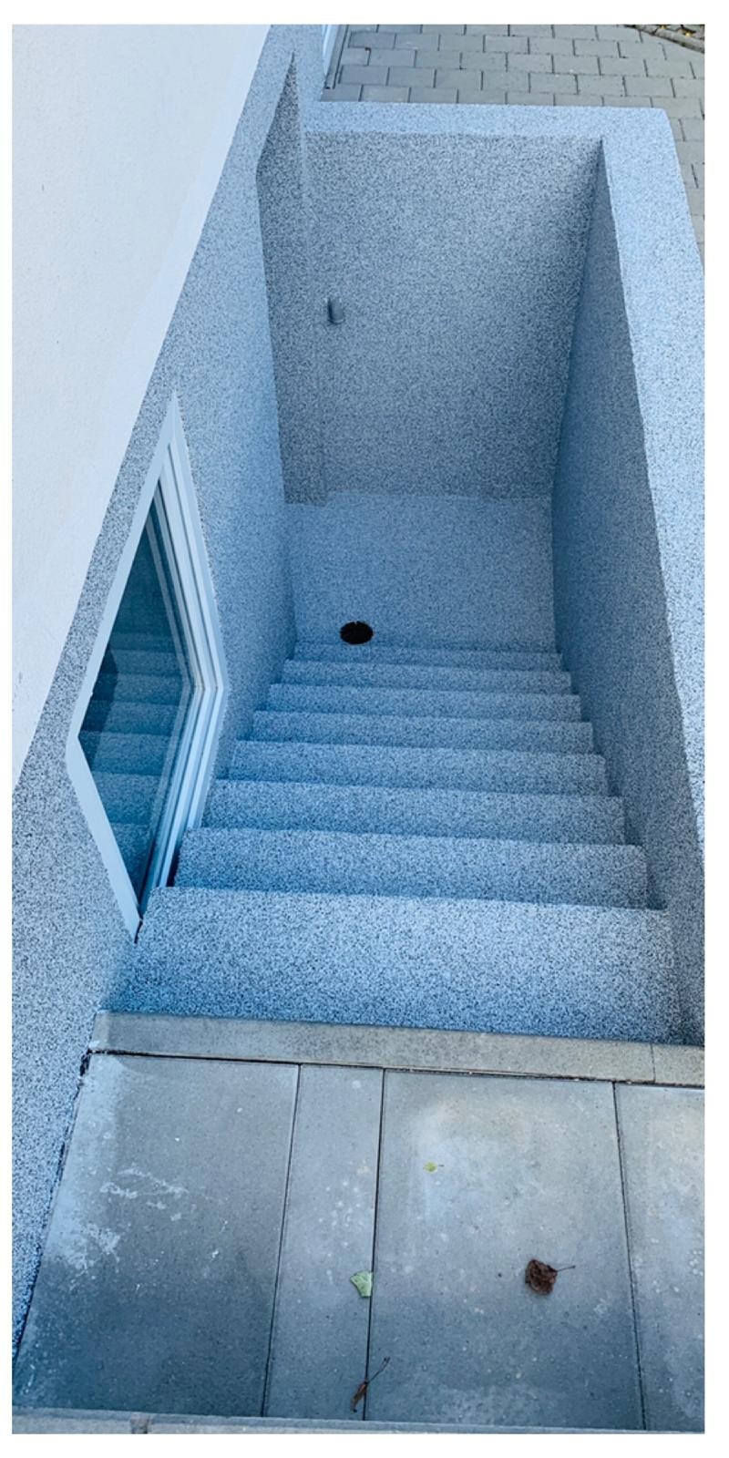 Steinteppich Treppe Nachher